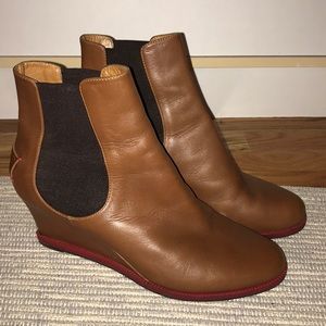 Authentic logo Fendi boots